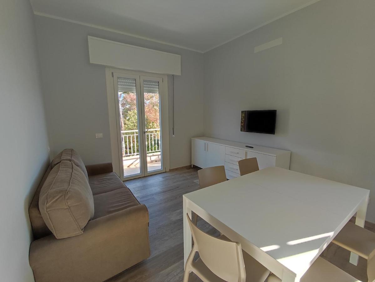 Casa Violina Daire Lido di Camaiore Dış mekan fotoğraf